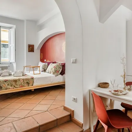Luxury - Commodilla - Metro B Garbatella *